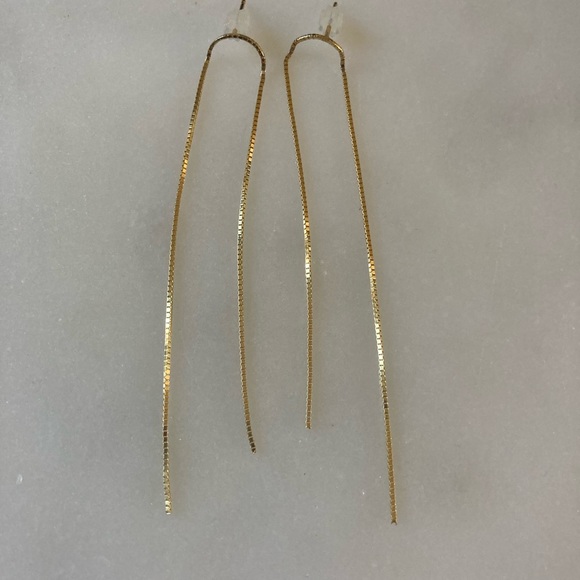 Gold arch box chain earrings by Poppy Finch. Barely worn. - Picture 4 of 4